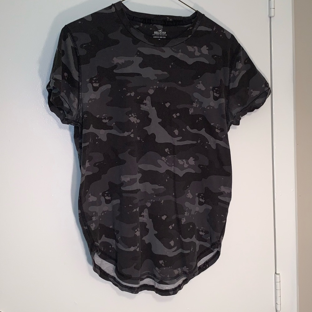 Hollister Curved Hem Tee